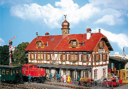 Bahnhof Reichenbach Pola 330998