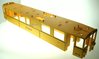 Gehäuse gelb E-Lok RhB Triebwagen LGB 21390-E016