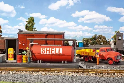 Tankstelle mit LKW Pola 331003 Spur G