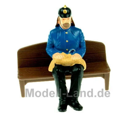 Feuerwehrmann sitzend LGB (1)