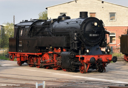 Dampflok BR 95 Neubaukessel Öl mit Sound DR Piko 37232