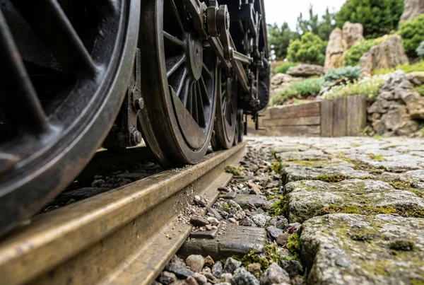 Welche Spur G Dampflok ist für Steigungen im Garten geeignet – Detailansicht