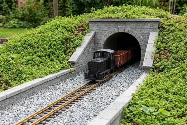 Gartenbahn Brücken und Tunnel selbst bauen Tipps – Detailansicht