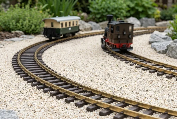 Wie kehrschleifenmodul bei gartenbahn digital richtig anschließen – Detailansicht