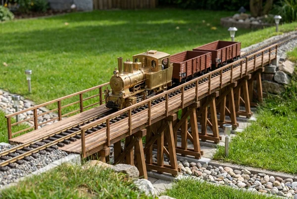 Welches gleisradius für gartenbahn spur g geeignet in der Praxis