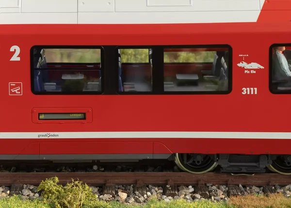 Elektrotriebzug Capricorn ABe 4/16 RhB LGB 23100_auswahl5
