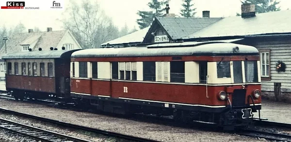 Schlepptriebwagen 187 025-2 DR rot/creme aus Metall ESU-Sound und Dampf Kiss 60562_auswahl1