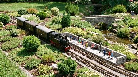 Gartenbahn-Figuren richtig wetterfest lackieren: Profi-Anleitung für Spur G