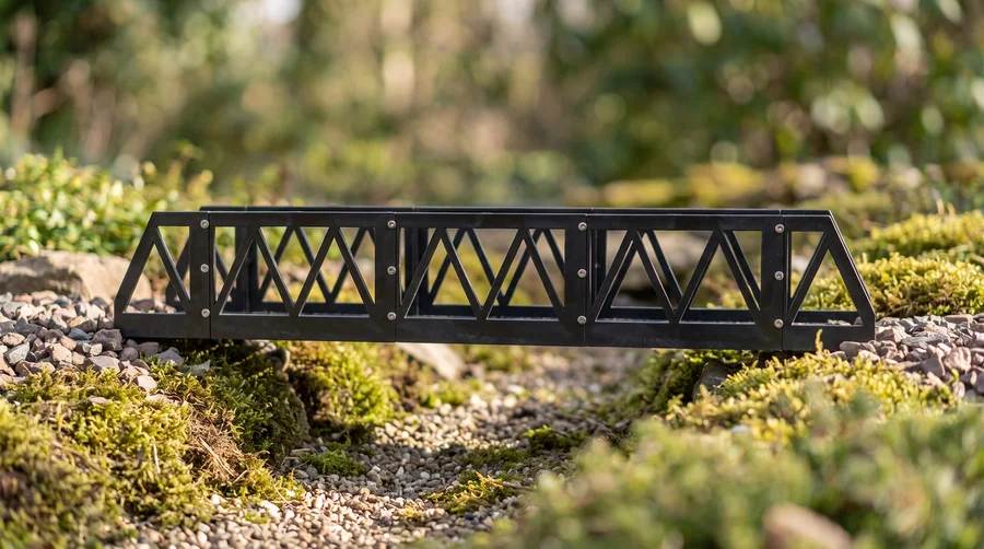 Brücke 60 cm aus stabilem HDPE-Kunststoff erweiterbar Spur G Gartenbahn ML-Train 97100060 - Detaillierte Übersicht