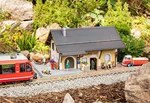 Bahnhof Lavin Pola 330861